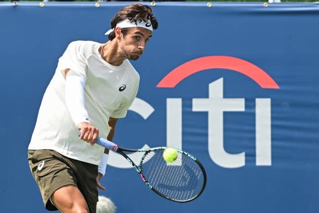 July 22, 2025, Washington, D.C, U.S: LORENZO MUSETTI hits a backhand during his match against Cam Norrie at the Rock Creek Tennis Center. Washington U.S - ZUMAg196 20250722_zap_g196_003 Copyright: xKylexGustafsonx