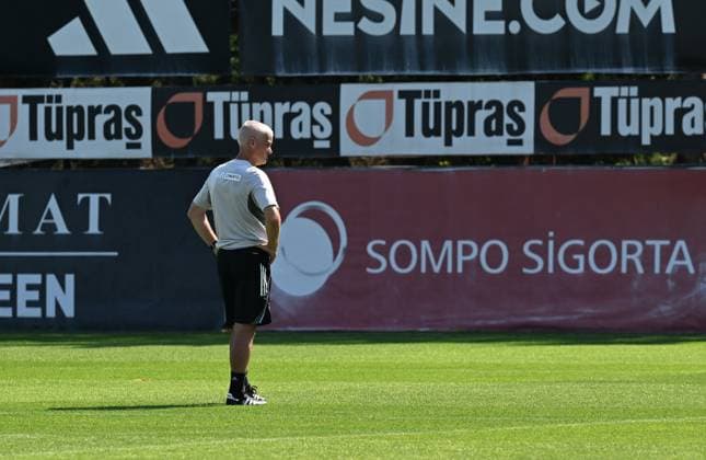 Besiktas players continue preparations against Shakhtar Donetsk match in Istanbul ISTANBUL, TURKIYE - JULY 23: Besiktas players continue preparations for their UEFA Europa League second qualifying round first leg match against Ukrainian side Shakhtar Donetsk with a final training session held at the BJK Nevzat Demir Facilities under the supervision of head coach Ole Gunnar Solskjaer, on July 23, in Istanbul, Turkiye. Hakan Nural Anadolu Istanbul Turkey. Editorial use only. Please get in touch for any other usage.  Copyright: x2025xAnadoluxHakanxNuralx