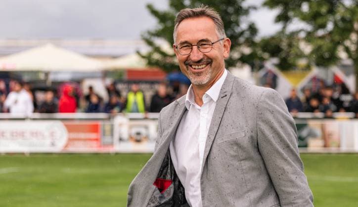 22 07 2025 Football season 2025 2026 BFV Toto Pokal 1 round SG Alerheim SSV Jahn Regensburg BeKo xbexkox Achim Beierlorzer Sports Director SSV Jahn Regensburg happy