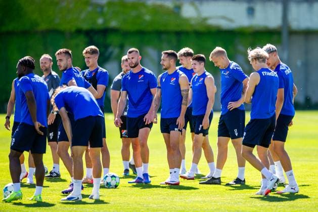L-R Filip Kubala, Tomas Zlatohlavek, Erik Prekop, Daniel Holzer, David Buchta and Michal Frydrych attend a training session of Banik Ostrava players prior to the UEFA Europa League match: FC Banik Ostrava vs Legia Warszawa, in Ostrava, Czech Republic, July 23, 2025. (CTKxPhoto VladimirxPrycek) CTKPhotoP2025072303208  CTKPhotoP2025072303208
