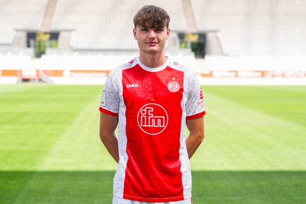 Jaka Cuber Potocnik Rot Weiss Essen 3 Liga, Porträttermin 2025 2026, 22 07 2025 Nordrhein Westfahlen Germany