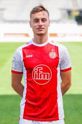 Marvin Obuz Rot Weiss Essen 3 Liga, Porträttermin 2025 2026, 22 07 2025 Nordrhein Westfahlen Germany