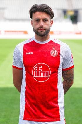 Jose Enrique Rios Alonso Rot Weiss Essen 3 Liga, Porträttermin 2025 2026, 22 07 2025 Nordrhein Westfahlen Germany