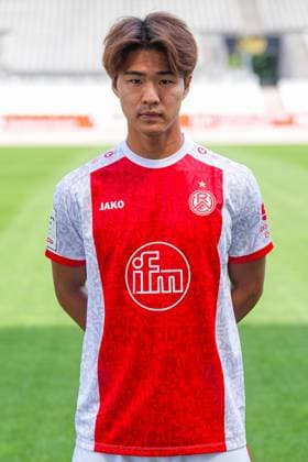 Kaito Mizuta Rot Weiss Essen 3 Liga, Porträttermin 2025 2026, 22 07 2025 Nordrhein Westfahlen Germany