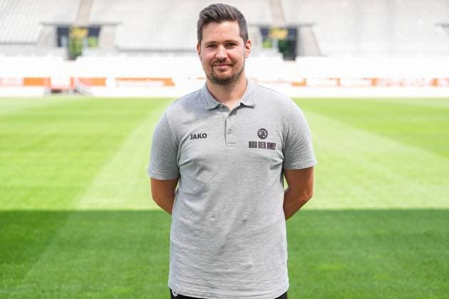 Niklas Trottenberg Physiotherapist Rot Weiss Essen 3 Liga, Porträttermin 2025 2026, 22 07 2025 North Rhine-Westphalia Germany
