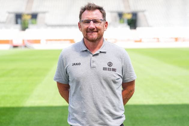 Paul Freier Co Coach Rot Weiss Essen 3 Liga, Porträttermin 2025 2026, 22 07 2025 Nordrhein Westfahlen Germany