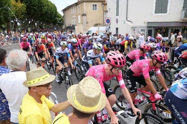 TOUR DE FRANCE 2025 PHOTOPQR LA PROVENCE PHILIPPE LAURENSON ; Bollene ; 23 07 2025 ; Tour de France 2025 17áµ‰ Ã tape, entre Bollene et Valence DÃ part fictif des coureurs Ã Bollene- French cycling race Tour de France 2024 takes place in july 2025 Bollene Vaucluse France  Copyright: xPHOTOPQR LAxPROVENCE MAXPPPxPHILIPPExLAURENSONx 20250723PVL7674 20250723PVL7674