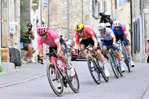 Tour de France 2025 Stage 17 VALENCE, FRANCE - JULY 23 : Albanese Vincenzo (ITA) of EF Education - Easypost, Pacher Quentin (FRA) of Groupama FDJ, Burgaudeau Mathieu (FRA) of Team TotalEnergies, Abrahamsen Jonas (NOR) of Uno-X Mobility during stage 17 of the 112th edition of Tour de France an UCI World Tour 2.UWT cycling road race stage for Men Elite of 161 km with start in Bollene and finish in Valence on July 23, 2025 in Valence, France, 23 07 2025 ( Motordriver Kenny Verfaillie - Valence France  Copyright: xJanxDexMeuleneirx