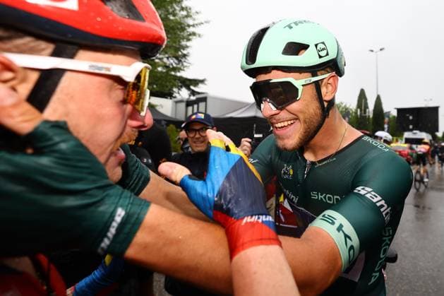 Italian Jonathan Milan of Lidl-Trek celebrates after winning stage 17 of the 2025 Tour de France cycling race, from Bollene to Valence (161km), on Wednesday 23 July 2025 in France. The 112th edition of the Tour de France starts on Saturday 5 July in Lille, France, and will finish in Paris, France on the 27th of July. POOLxTIMxVANxWICHELEN  x129863088x