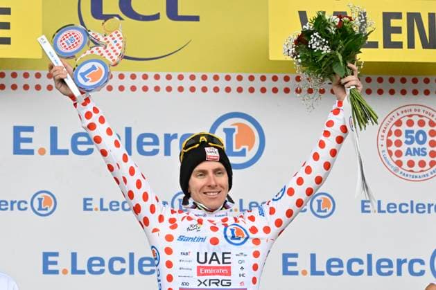 Tour de France 2025 Stage 17 VALENCE, FRANCE - JULY 23 : Pogacar Tadej (SLO) of UAE Team Emirates pictured with the polka dot jersey during the podium ceremony of stage 17 of the 112th edition of Tour de France an UCI World Tour 2.UWT cycling road race stage for Men Elite of 161 km with start in Bollene and finish in Valence on July 23, 2025 in Valence, France, 23 07 2025 ( Motordriver Kenny Verfaillie - Valence France  Copyright: xJanxDexMeuleneirx