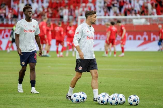 Champions Leauge Qualification 2025 SK Brann FC Red Bull Salzburg Bergen 20250723 Salzburgs Joane Gadou left for the Champions Leauge qualifier between SK Brann and FC Red Bull Salzburg at Brann Stadium Photo Paul S Amundsen NTB Bergen Norway EDITORIAL USE ONLY RESTRICTED USE FOR BETTING COMPANIES  Copyright: xPaulxS.xAmundsenx xNTBx