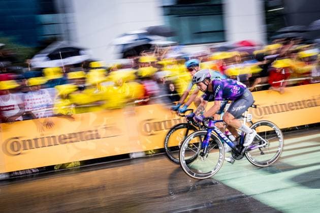 Dutch Dylan Groenewegen of Team Jayco AlUla pictured in action during stage 17 of the 2025 Tour de France cycling race, from Bollene to Valence (161km), on Wednesday 23 July 2025 in France. The 112th edition of the Tour de France starts on Saturday 5 July in Lille, France, and will finish in Paris, France on the 27th of July. JASPERxJACOBS  x129870737x