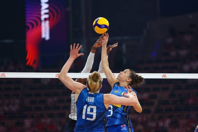 LODZ 23.07.2025 SIATKOWKA KOBIET LIGA NARODOW 2025 - MECZ CWIERCFINALOWY: WLOCHY - USA --- WOMENS VOLLEYBALL NATIONS LEAGUE 2025 FINALS - QUARTERFINAL MATCH IN LODZ: ITALY - USA CARLOTTA CAMBI FOT. ANNA KLEPACZKO FOTOPYK NEWSPIX.PL --- newspix.pl 