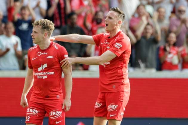 Champions Leauge Qualification 2025 SK Brann FC Red Bull Salzburg Bergen 20250723 Branns Saevar Atli Magnusson, left, celebrates with Joachim Soltvedt after scoring to make it 1-0 during the Champions Leauge qualifier between SK Brann and FC Red Bull Salzburg at Brann Stadium Photo Paul S Amundsen NTB Bergen Norge EDITORIAL USE ONLY RESTRICTED USE FOR BETTING COMPANIES  Copyright: xPaulxS.xAmundsenx xNTBx