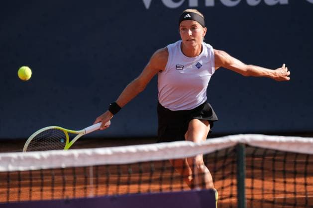 TENNIS - Internazionali di Tennis - 36° Palermo Ladies Open Kathinka von Deichmann in action against Tatiana Prozorova during the 36th Palermo Ladies Open at Country Time Club during 36Â° Palermo Ladies Open, International Tennis match in Palermo, Italy, July 23 2025 Palermo Italy  Copyright: xIPAxSport ABACAx