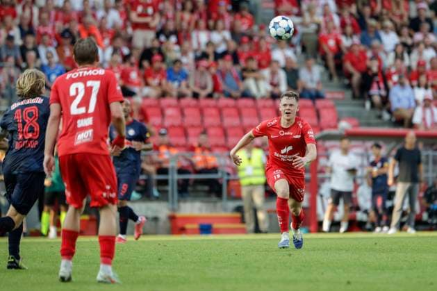 Champions Leauge Qualification 2025 SK Brann FC Red Bull Salzburg Bergen 20250723 Branns Eggert Aron Gudmundsson during the Champions Leauge qualifier between SK Brann and FC Red Bull Salzburg at Brann Stadium Photo Paul S Amundsen NTB Bergen Norway EDITORIAL USE ONLY RESTRICTED USE FOR BETTING COMPANIES  Copyright: xPaulxS.xAmundsenx xNTBx