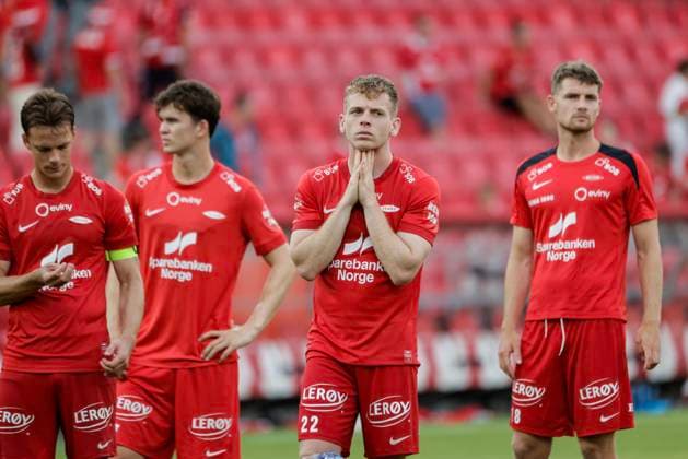 Champions Leauge Qualification 2025 SK Brann FC Red Bull Salzburg Bergen 20250723 Branns Felix Horn Myhre and Saevar Atli Magnusson after the Champions Leauge qualifier between SK Brann and FC Red Bull Salzburg at Brann Stadium Photo Paul S Amundsen NTB Bergen Norway EDITORIAL USE ONLY RESTRICTED USE FOR BETTING COMPANIES  Copyright: xPaulxS.xAmundsenx xNTBx