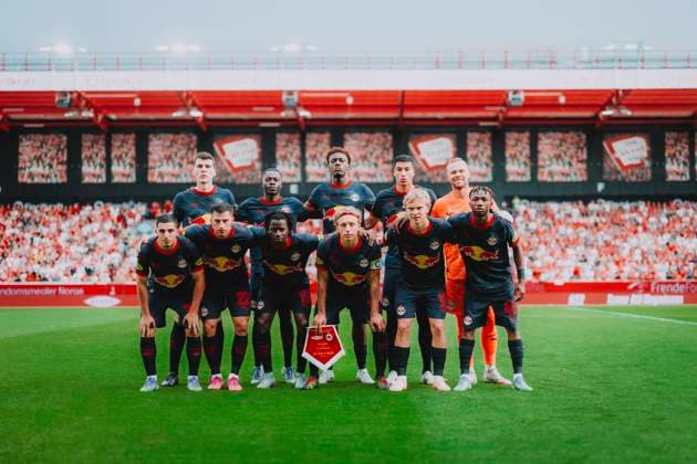 UEFA Champions League 2nd Qualifiying round : SK Brann - FC Red Bull Salzburg BERGEN, NORWAY - JULY 23: Team of FC Red Bull Salzburg seen during to the UEFA Champions League 2nd qualifying round first leg match SK Brann vs FC Red Bull Salzburg on July 23, 2025 in Bergen, Norway. Copyright: xAndreasxSchaadx-xFCxRedxBullxSalzburgx DSC_6547