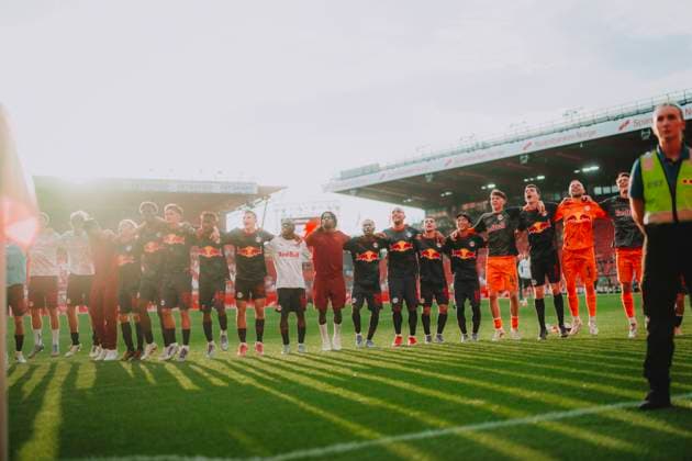 UEFA Champions League 2nd Qualifiying round : SK Brann - FC Red Bull Salzburg BERGEN, NORWAY - JULY 23: Team of FC Red Bull Salzburg seen during to the UEFA Champions League 2nd qualifying round first leg match SK Brann vs FC Red Bull Salzburg on July 23, 2025 in Bergen, Norway. Copyright: xAndreasxSchaadx-xFCxRedxBullxSalzburgx DSC_7450