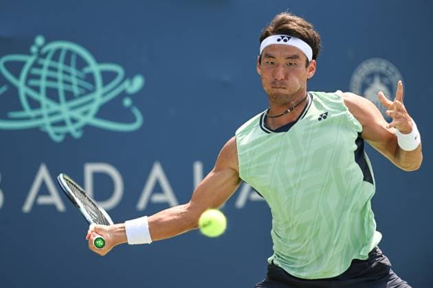 July 23, 2025, Washington, D.C, U.S: YUNCHAOKETE BU hits a forehand during his match against Alex De Minaur at the Rock Creek Tennis Center. Washington U.S - ZUMAg196 20250723_zap_g196_030 Copyright: xKylexGustafsonx