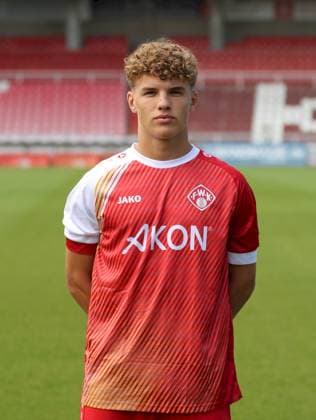 24 07 2025, Regionalliga Bayern, FC Wuerzburger Kickers, Regionalliga Bayern, Portraettermin 2025 2026 v li Bennet Knaus FC Wuerzburger Kickers , single picture, portrait, portrait format Wuerzburg AKON ARENA Bayern Germany