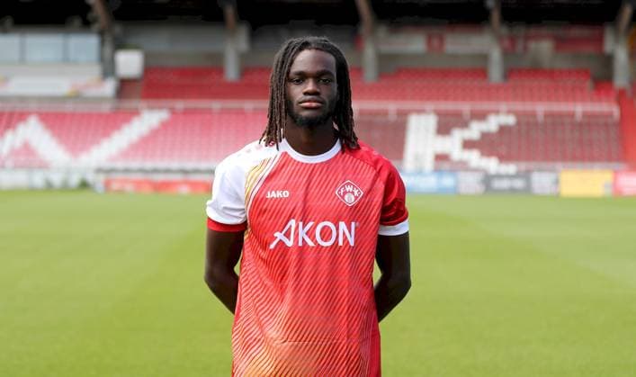 24 07 2025, Regionalliga Bayern, FC Wuerzburger Kickers, Regionalliga Bayern, Portraettermin 2025 2026 v li Sherif Cisse FC Wuerzburger Kickers , single picture, portrait, landscape format Wuerzburg AKON ARENA Bayern Germany