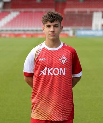 24 07 2025, Regionalliga Bayern, FC Wuerzburger Kickers, Regionalliga Bayern, Portraettermin 2025 2026 v li Dorian Deppner FC Wuerzburger Kickers , single picture, portrait, portrait format Wuerzburg AKON ARENA Bayern Germany