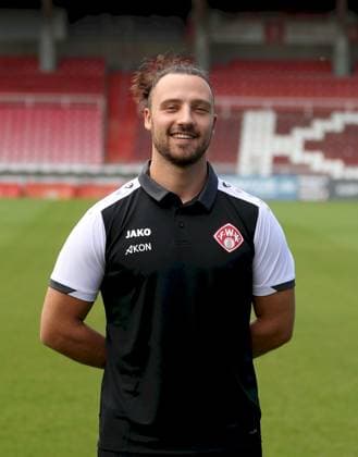 24 07 2025, Regionalliga Bayern, FC Wuerzburger Kickers, Regionalliga Bayern, Portraettermin 2025 2026 v li Physiotherapist Philipp Inzenhofer FC Wuerzburger Kickers , single picture, portrait, portrait format Wuerzburg AKON ARENA Bayern Germany