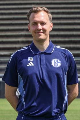 24 07 2025, Football, 2 Bundesliga, Season 2025 2026, FC Schalke 04, Co coach Adin Osmanbasic FC Schalke 04 Gelsenkirchen Parkstadion NRW Germany xRHR PHOTO TRx Copyright: TimxRehbein RHR-FOTOx RHR-FOTO TR