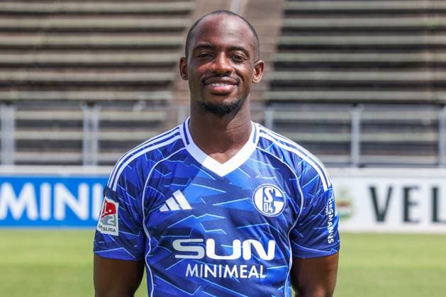 24 07 2025, Football, 2 Bundesliga, Season 2025 2026, FC Schalke 04, Christopher Antwi Adjei FC Schalke 04 Gelsenkirchen Parkstadion NRW Germany xRHR FOTO TRx Copyright: TimxRehbein RHR-FOTOx RHR-FOTO TR