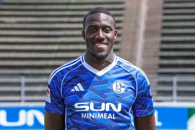 24 07 2025, Football, 2 Bundesliga, Season 2025 2026, FC Schalke 04, Bryan Lasme FC Schalke 04 Gelsenkirchen Parkstadion NRW Germany xRHR FOTO TRx Copyright: TimxRehbein RHR-FOTOx RHR-FOTO TR