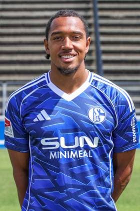 24 07 2025, Football, 2 Bundesliga, Season 2025 2026, FC Schalke 04, Anton Donkor FC Schalke 04 Gelsenkirchen Parkstadion NRW Germany xRHR PHOTO TRx Copyright: TimxRehbein RHR-FOTOx RHR-FOTO TR