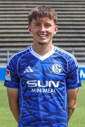 24 07 2025, Football, 2 Bundesliga, Season 2025 2026, FC Schalke 04, Max Grüger FC Schalke 04 Gelsenkirchen Parkstadion NRW Germany xRHR PHOTO TRx Copyright: TimxRehbein RHR-FOTOx RHR-FOTO TR