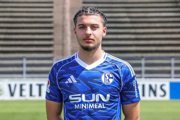 24 07 2025, Football, 2 Bundesliga, Season 2025 2026, FC Schalke 04, Aris Bayindir FC Schalke 04 Gelsenkirchen Parkstadion NRW Germany xRHR FOTO TRx Copyright: TimxRehbein RHR-FOTOx RHR-FOTO TR