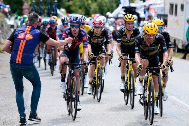 Tour de France 2025 Stage 18 COURCHEVEL COL DE LA LOZE, FRANCE - JULY 24 : Campenaerts Victor (BEL) of Team Visma Lease a Bike during stage 18 of the 112th edition of Tour de France an UCI World Tour 2.UWT cycling road race stage for Men Elite of 171 km with start in Vif and finish in Courchevel Col de la Loze on July 24, 2025 in Courchevel Col de la Loze, France, 24 07 2025 ( Motordriver Kenny Verfaillie - Courchevel Col de la Loze France  Copyright: xLucaxBettinix