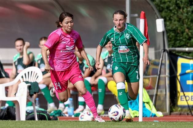 Football, Women, Test match, SV Werder Bremen - Cerezo Osaka Yanmar Ladies