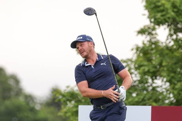 July 24th, 2025: Danny Willett of England hits his shot on the first tee during the first round of the 3M Open 2025 at TPC Twin Cities on July 24, 2025 in Blaine, Minnesota. -CSM Blaine USA - ZUMAc04_ 20250724_zma_c04_024 Copyright: xStevenxGarciax