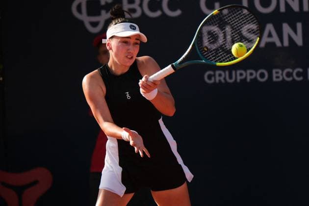 TENNIS - Internazionali di Tennis - 36° Palermo Ladies Open Estelle Cascino and Shuo Feng in action against Amina Anshba and Tatiana Prozorova during the 36th Palermo Ladies Open at Country Time Club during 36Â° Palermo Ladies Open, International Tennis match in Palermo, Italy, July 24 2025 Palermo Italy  Copyright: xIPAxSport ABACAx