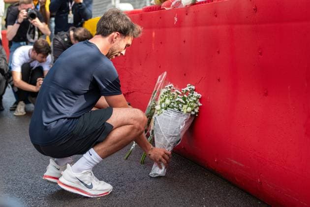 Formula 1 GP Spa Belgium Thursday, 24 07 2025 Pierre Gasly 10, BWT Alpine F1 Team lays flowers for Antoine Hubert Formula 1 GP Spa Belgium Thursday, 24 07 2025 Copyright: xBEAUTIFULxSPORTS Erlhofx