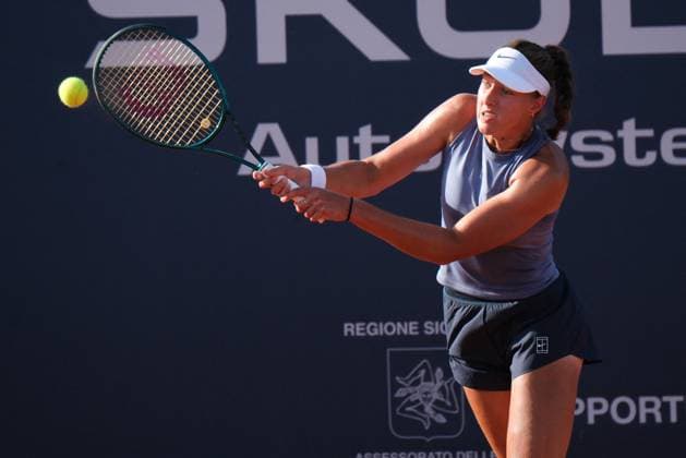 TENNIS - Internazionali di Tennis - 36° Palermo Ladies Open Renata Jamrichova in action against Panna Udvardy during the 36th Palermo Ladies Open at Country Time Club during 36Â° Palermo Ladies Open, International Tennis match in Palermo, Italy, July 24 2025 Palermo Italy  Copyright: xIPAxSport ABACAx