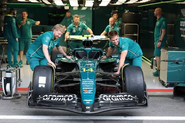 14 Fernando Alonso ESP Aston Martin Aramco F1 Team GBR Aston Martin AMR25 Mercedes during the 2025 Formula One Belgian Grand Prix, 13th round of the 2025 Formula 1 World Championship, taking place from July 25 to 27, 2025 on the Spa Francorchamps circuit BEL Photo by Philippe Nanchino Eurasia Sport Images Stavelot Circuit of Spa Francorchamps Belgium Copyright: x x2025xEurasiaxSportxImagesx jp-en-EuSpIm-MPS_PPN_GP_F1_Belgium_24Jul2025_BG025