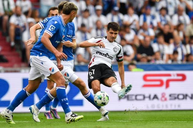 2025.07.24 Ostrawa Pilka nozna Liga Europy UEFA sezon 2025 26 II runda kwalifikacyjna Banik Ostrawa - Legia Warszawa N z Bartosz Kapustka Foto Mateusz Sobczak PressFocus 2025.07.24 Ostrava Football UEFA Europa League 2025 26 season second qualifying round Banik Ostrava - Legia Warsaw Bartosz Kapustka Credit: Mateusz Sobczak PressFocus NEWSPIX.PL --- newspix.pl 