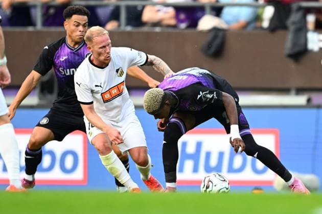 RSC Anderlecht v BK Hacken - UEFA Europa League round 2 qualifier ANDERLECHT, BELGIUM - JULY 24 : Angulo Nilson midfielder of RSC Anderlecht in action during the UEFA Europa League 2025 26 Round 2 match between RSC Anderlecht and BK Hacken on July 24, 2025 in Anderlecht, Belgium, 24 07 2025 Anderlecht Belgium  Copyright: xTomasxSiskx