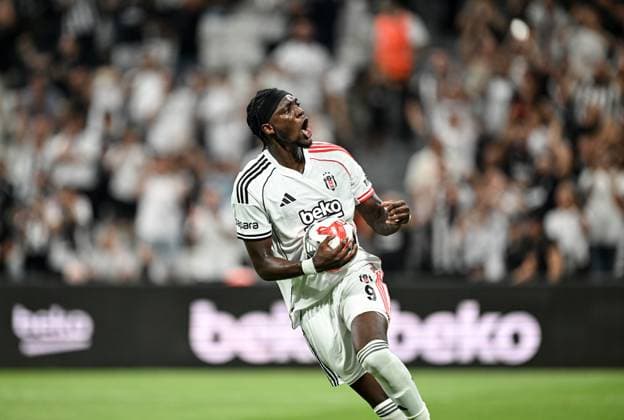 Besiktas v Shakhtar Donetsk - UEFA Europa League ISTANBUL, TURKIYE - JULY 24: Besiktas player Tammy Abraham (9) celebrates after scoring a goal during the UEFA Europa League second qualifying round first leg match against Shakhtar Donetsk at Tupras Stadium in Istanbul, Turkiye, on July 24, 2025. Ali Atmaca Anadolu Istanbul Turkey. Editorial use only. Please get in touch for any other usage.  Copyright: x2025xAnadoluxAlixAtmacax