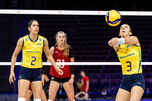 FIVB Women?s Nations League - Brasil vs Germany Diana Duarte Alecrim, Macris Fernanda Silva Carneiro during the FIVB Women?s Nations League Finals match between Brasil and Germany in Lodz, Poland on July 24, 2025. Lodz Poland  Copyright: xFotoxOlimpikx originalFilename:jastrzebowski-fivbwome250724_npWgm.jpg