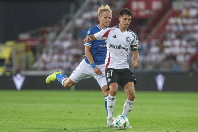 24.07.2025 OSTRAWA MECZ II RUNDY ELIMINACJI LIGI EUROPY BANIK OSTRAWA - LEGIA WARSZAWA --- FOOTBALL MATCH SECOND ROUND QUALIFICATIONS UEFA EUROPA LEAGUE BANIK OSTRAVA - LEGIA WARSZAWA NZ. MATEJ SIN BARTOSZ KAPUSTKA FOT. LUKASZ JURGA ARENA AKCJI NEWSPIX.PL --- newspix.pl 