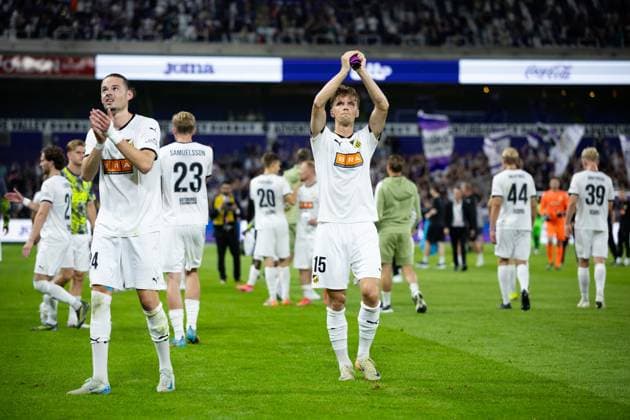 250724 Amor Layouni and Samuel Leach Holm of Häcken look dejected after the UEFA Europa League second qualifying round match between Anderlecht and Häcken on July 24, 2025 in Brussels Photo Michael Erichsen BILDBYRAN COP 89 MI0855 anderlecht bbeng europa league football fotball fotboll häcken kval qualification qualifying round soccer uefa europa league depp  Copyright: MICHAELxERICHSEN BB250724MI077