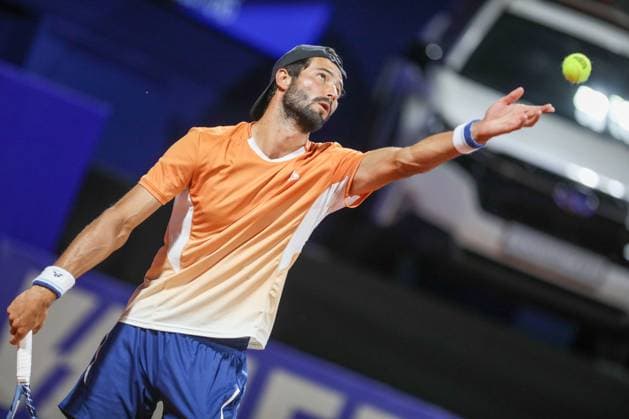 Umag, Croatia, 240725. 35th Plava Laguna Croatia Open Umag. Quarterfinal tennis match between Bosnian Damir Dzumhur and Frenchman Titouan Droguet. Photo: Goran Sebelic CROPIX Copyright: xxGoranxSebelicx dzumhur_droguet04-240725