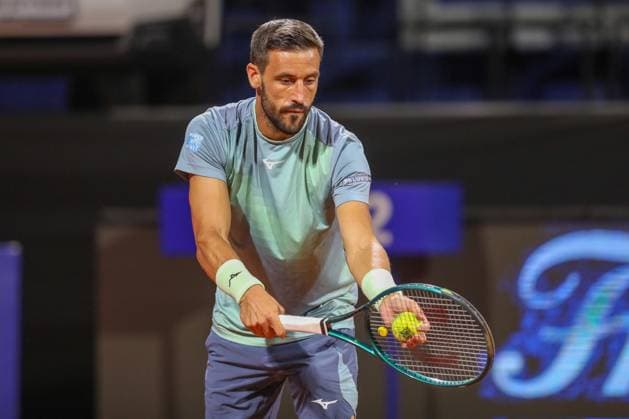 Umag, Croatia, 240725. 35th Plava Laguna Croatia Open Umag. Quarterfinal tennis match between Bosnian Damir Dzumhur and Frenchman Titouan Droguet. Photo: Goran Sebelic CROPIX Copyright: xxGoranxSebelicx dzumhur_droguet10-240725
