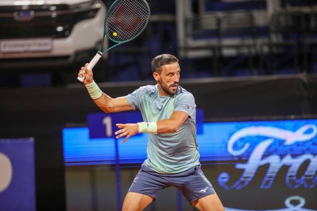 Umag, Croatia, 240725. 35th Plava Laguna Croatia Open Umag. Quarterfinal tennis match between Bosnian Damir Dzumhur and Frenchman Titouan Droguet. Photo: Goran Sebelic CROPIX Copyright: xxGoranxSebelicx dzumhur_droguet12-240725